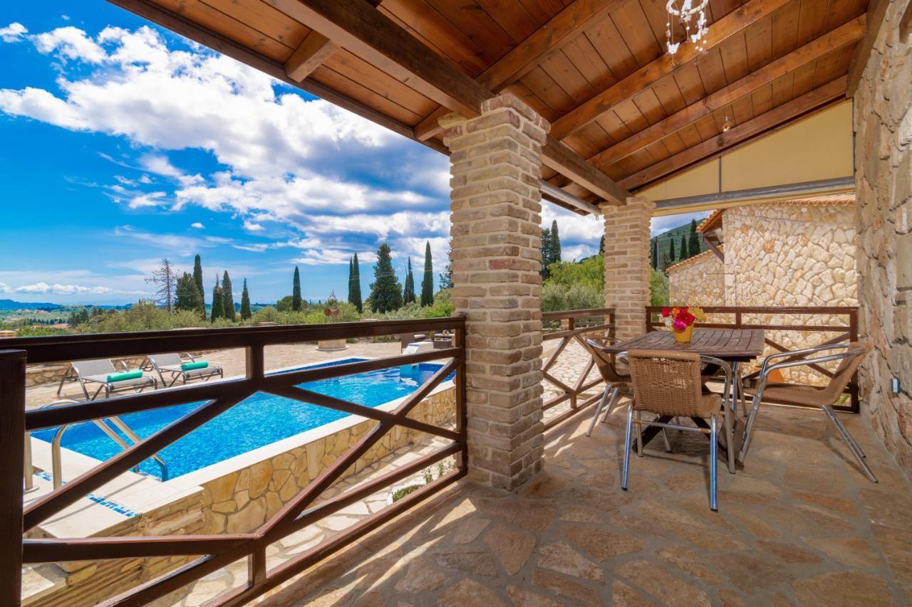 Villa La Isla With Private Pool Mouzákion Dış mekan fotoğraf