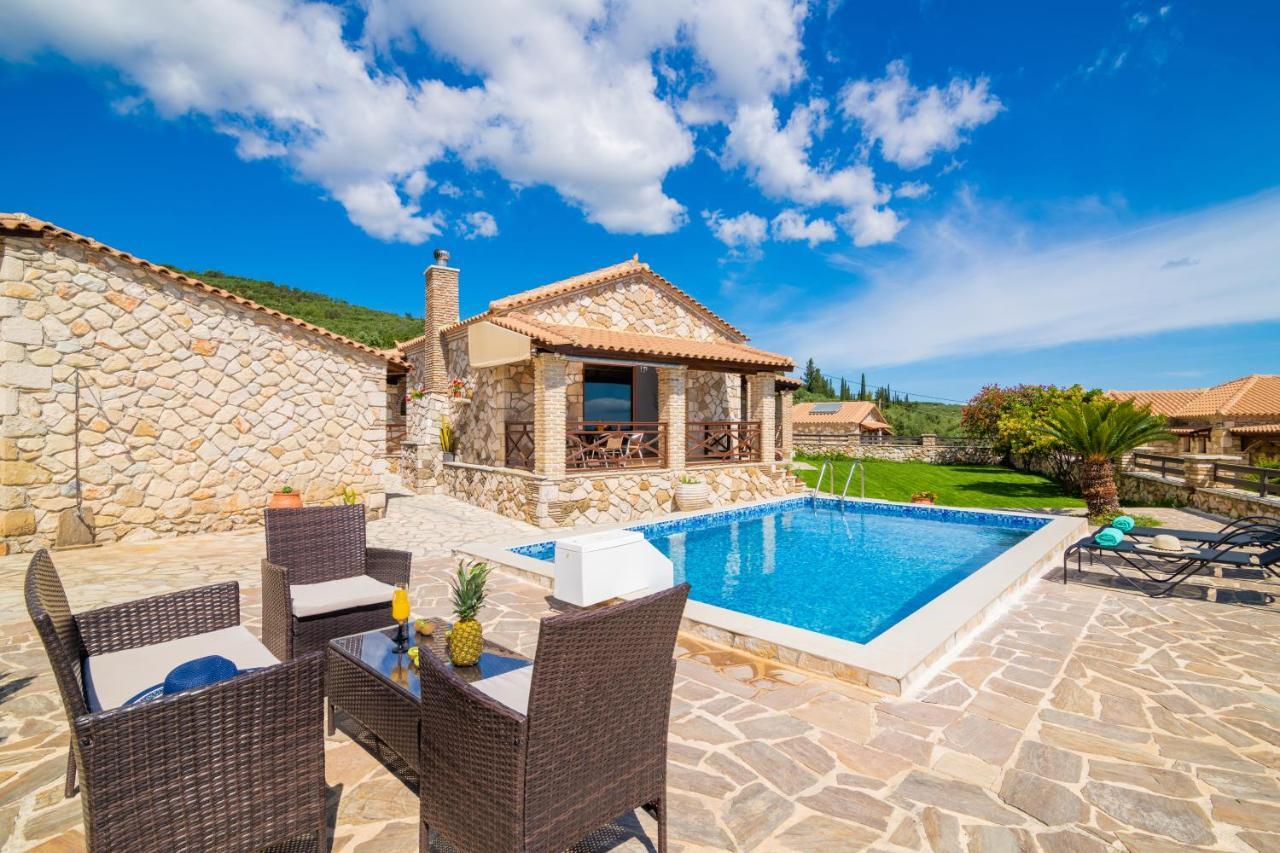 Villa La Isla With Private Pool Mouzákion Dış mekan fotoğraf