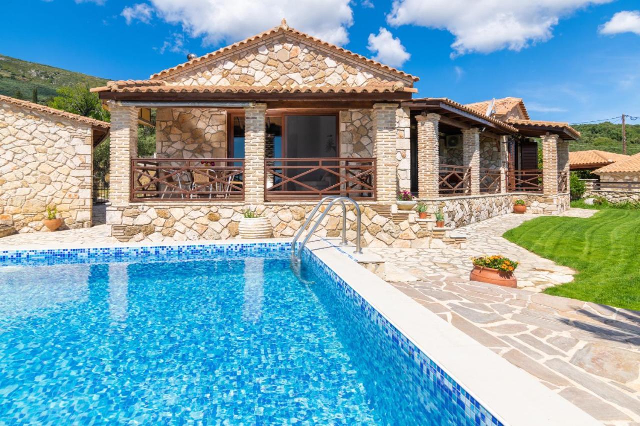 Villa La Isla With Private Pool Mouzákion Dış mekan fotoğraf